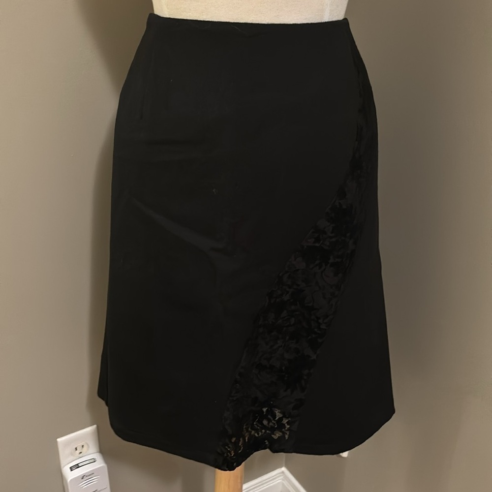 Boo Radley Skirt Wool with Lace Detail on Front Size Large